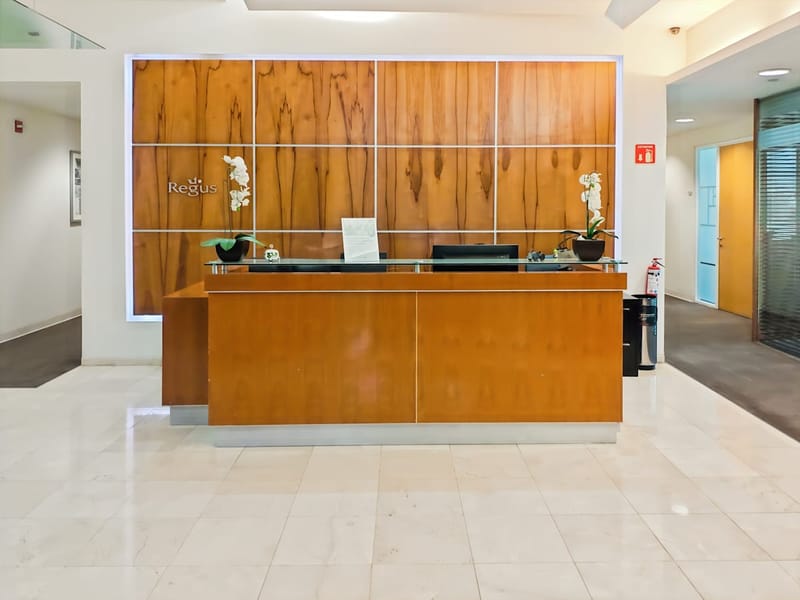 Regus - Torre Esmeralda II - Mexico City image 2