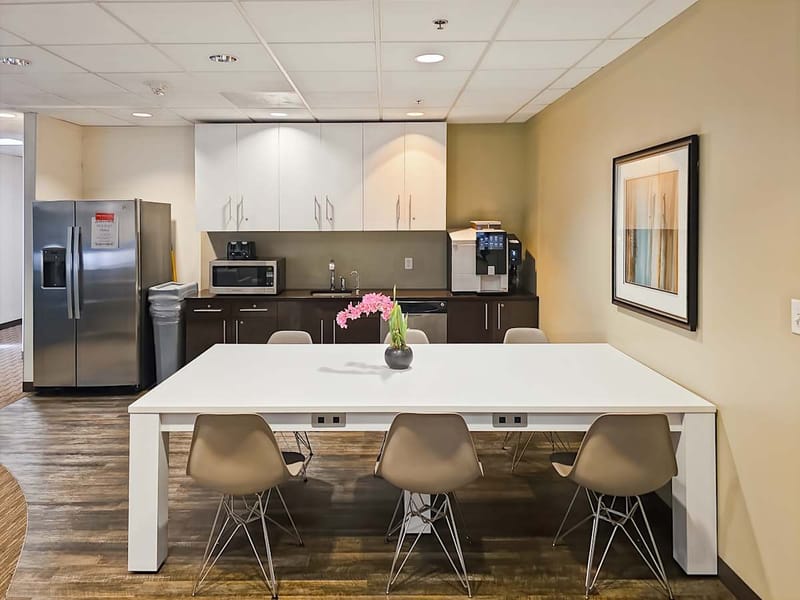 Regus - Christiana Corporate - Continental Drive - Newark - DE image 6