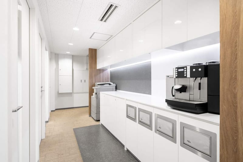 Regus - Shinjuku Yamato Building - 5-27-3 Sendagaya - Shibuyaku - Tokyo image 7