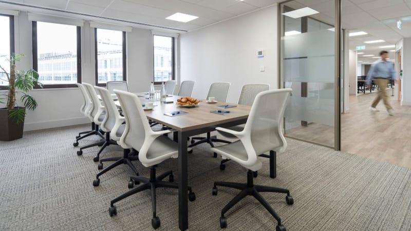 Airivo (Managed 198 - 2,023 sqft) - Oriel House - 26 The Quadrant, TW9 1DL - Richmond image 5