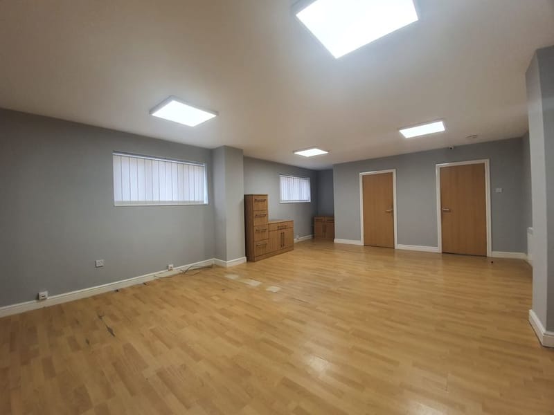 Ivy Business Centre Ltd - Canal Side Lodge - Crown Street, M35 - Failsworth image 2
