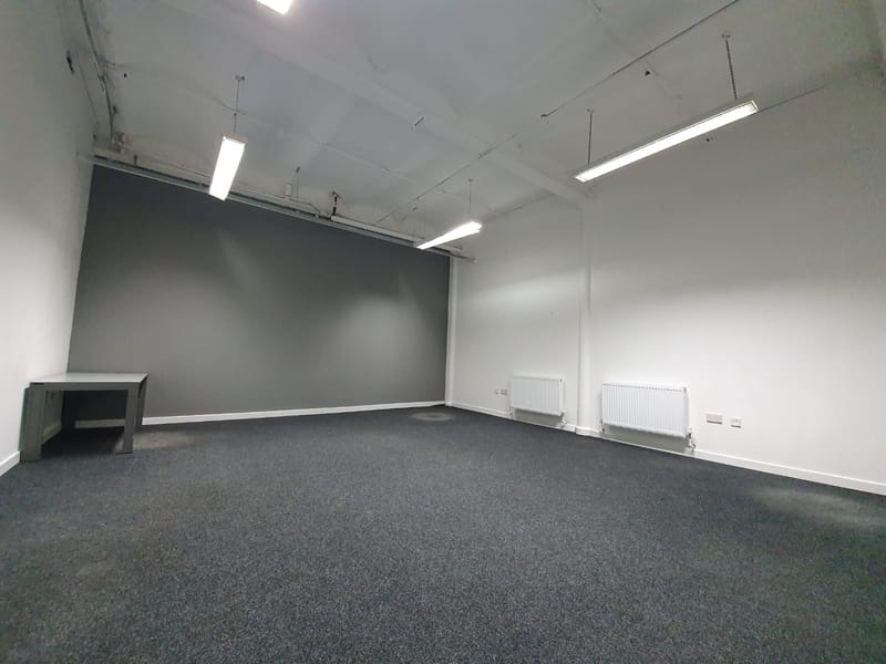Ivy Business Centre Ltd - Canal Side Lodge - Crown Street, M35 - Failsworth image 9