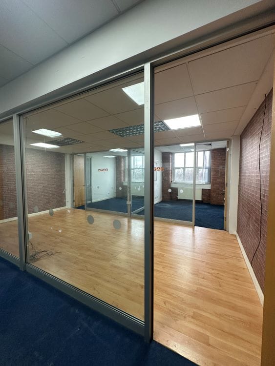 Ivy Business Centre Ltd - Canal Side Lodge - Crown Street, M35 - Failsworth image 10