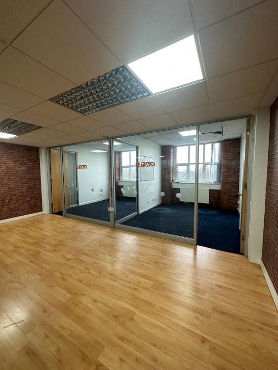 Ivy Business Centre Ltd - Canal Side Lodge - Crown Street, M35 - Failsworth image 30