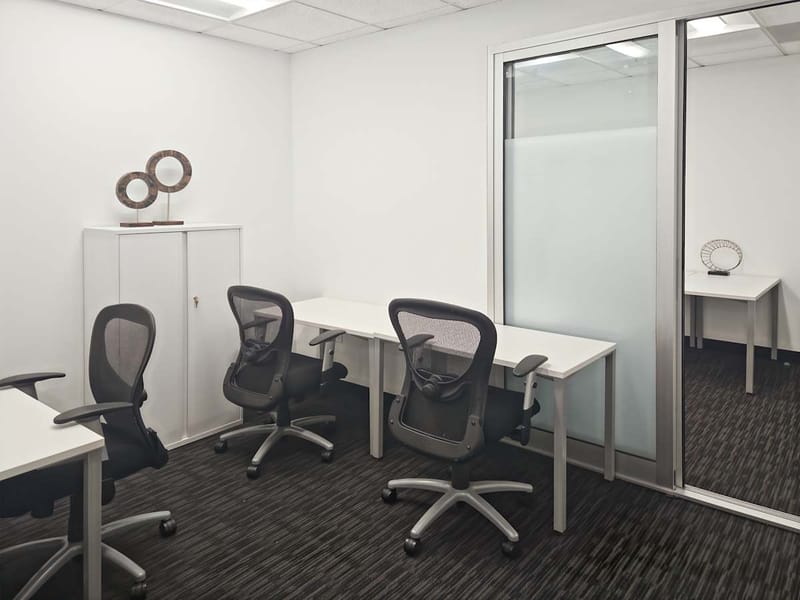 Regus - Palo Alto Square - 3000 El Camino Real, Palo Alto - CA image 4