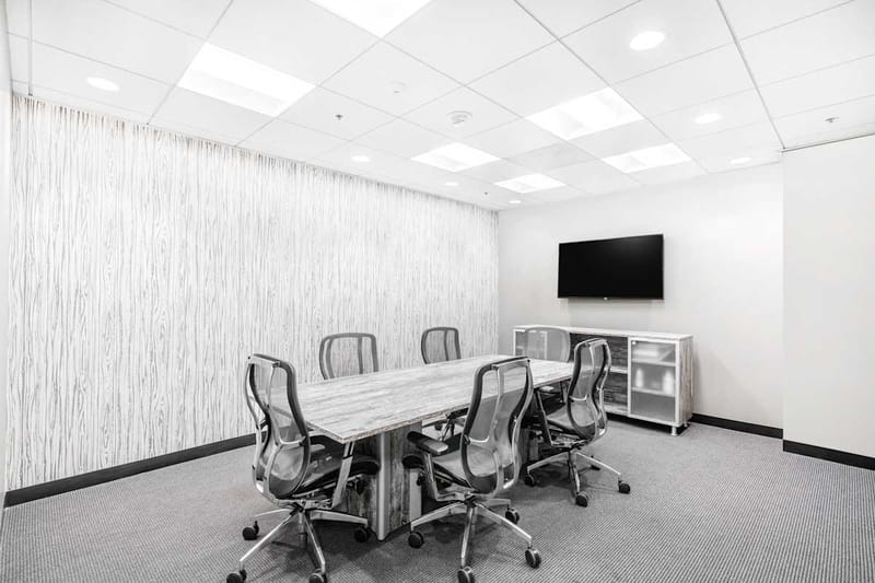 Regus - 15233 Ventura Blvd, Sherman Oaks image 3