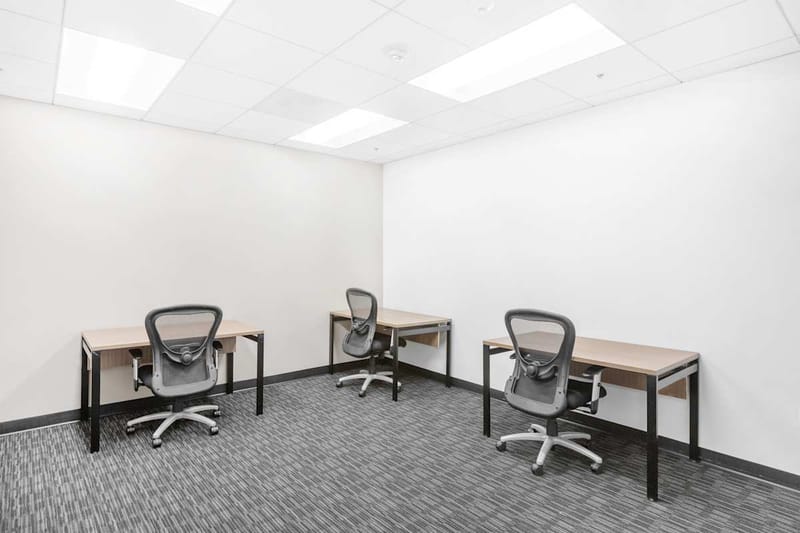 Regus - 15233 Ventura Blvd, Sherman Oaks image 7