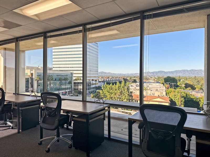 Regus - 15233 Ventura Blvd, Sherman Oaks image 7