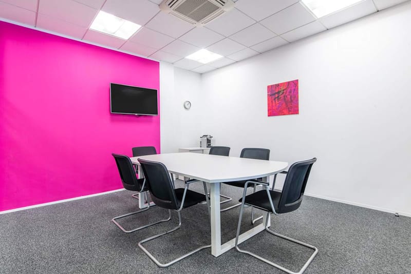 Regus - Cergy-Stop & Work Cergy - 4-6 rue des Chauffours - Cergy image 3