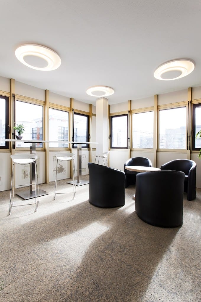 Buro Club - 2 Rue Crucy, 44400 - Nantes image 5