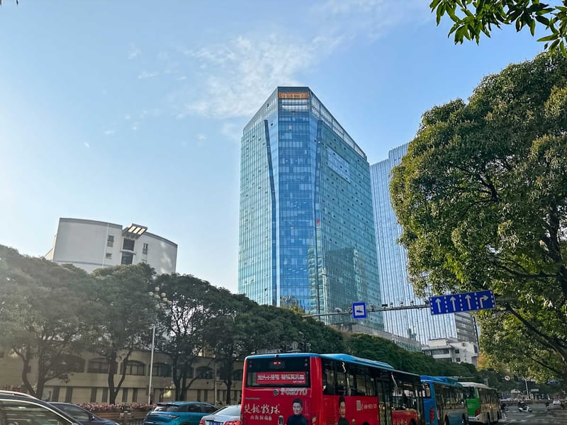 Regus - Fuzhou Rongdu International Building - 82 Wusi Road - Gulou District - Fujian Province - Fuzhou image 2
