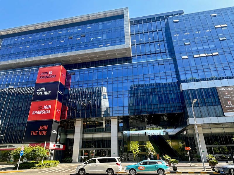 Regus - Shanghai The Hub - 29 Suhong Road - Minhang District - Shanghai image 2