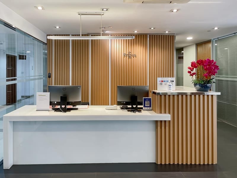 Regus - Hangzhou Foreign Economy & Trade Plaza - 468 Yan’an Road - Xiacheng District - Zhejiang Province - Hangzhou image 3