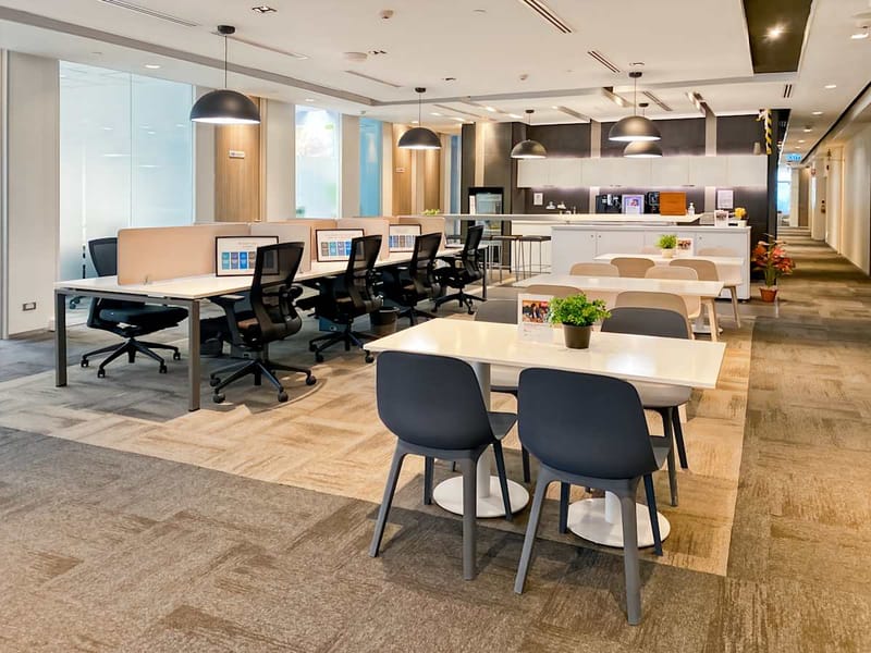 IWG (Regus) - Bhiraj Tower - 689 Sukhumvit Road, 10260 - Bangkok image 5