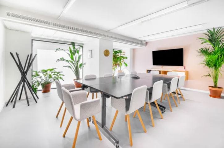 IWG (Regus) - M Thai Tower All Seasons Place - 87 Wireless Road, 10330 - Bangkok image 2