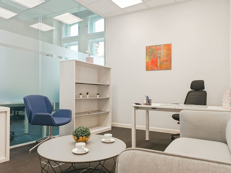 Regus - IP Pavlova 1789/5 - Prague 2 - Prague image 7