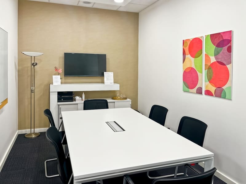 Regus - IP Pavlova 1789/5 - Prague 2 - Prague image 9