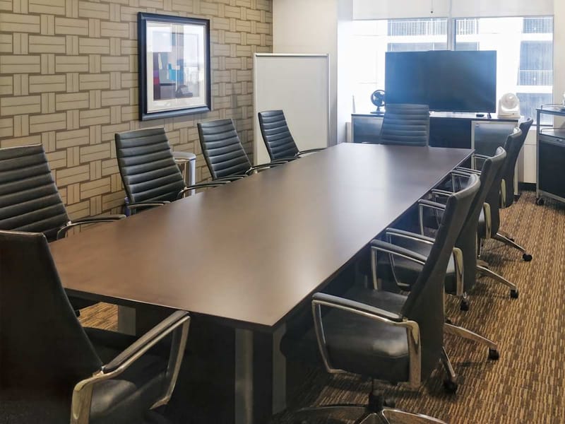 Regus - 2 St Clair Ave W - Toronto, ON image 9