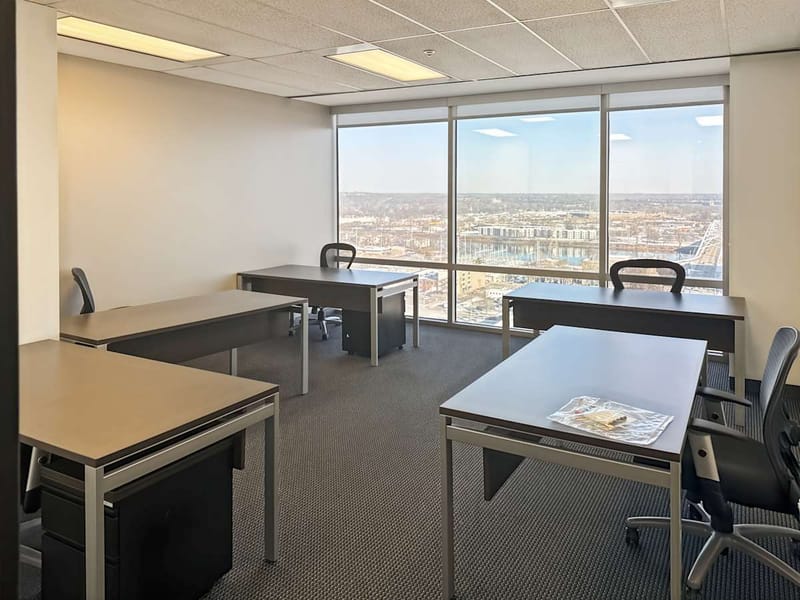 Regus - 400 W Capitol Ave - Little Rock, AR image 10