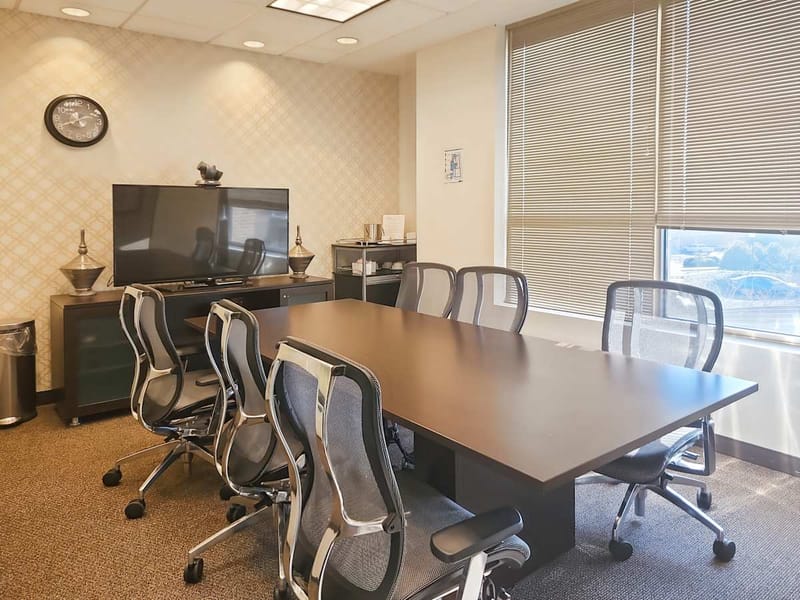 Regus - 320 W Lanier Ave - Fayetteville, GA image 3