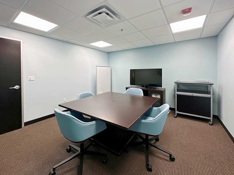 Regus - 120 N Washington - Lansing, MI image 10