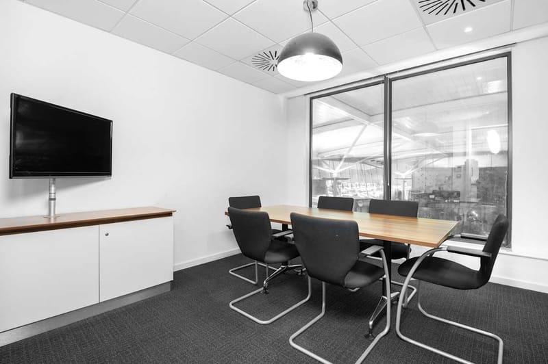 IWG (Regus) Express - Beaconsfield Services - Windsor Drive, HP9 -  Beaconsfield (M40, A355) image 8