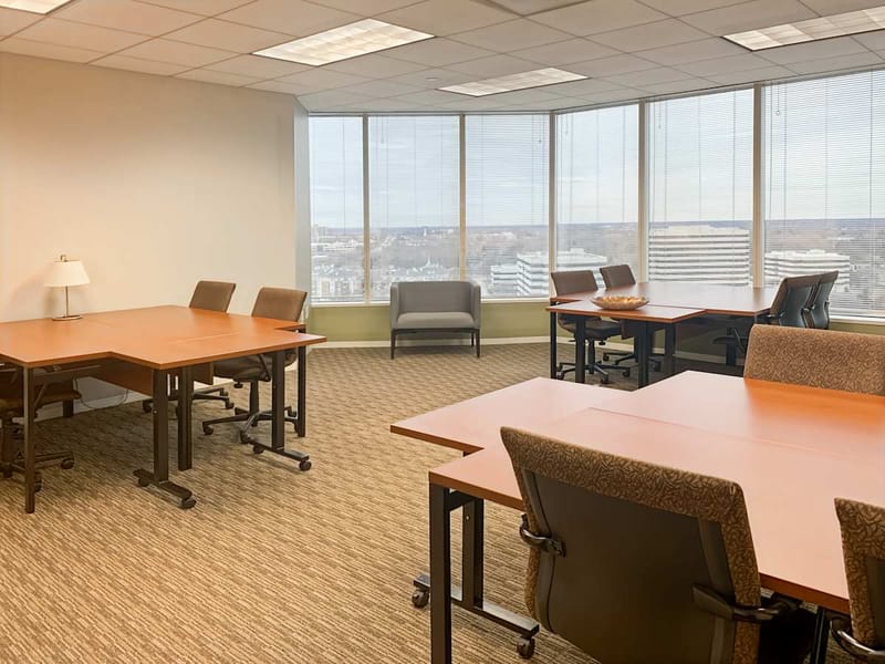 Regus - One Lincoln Center - 18W140 Butterfield Road - Oakbrook Terrace - Oak Brook - IL image 15