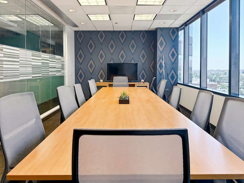 Regus - 12100 Wilshire Blvd - Brentwood - Los Angeles - CA image 13