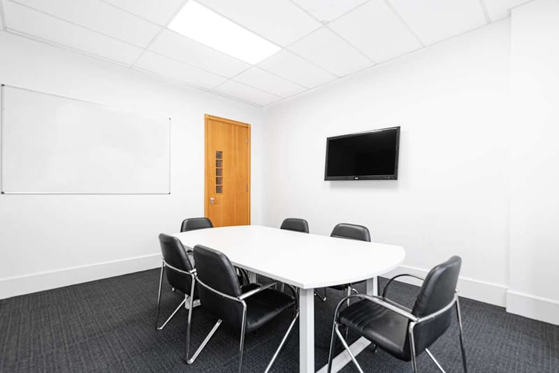 IWG (HQ)  - Grays Inn Rd, WC1X - Kings Cross image 6