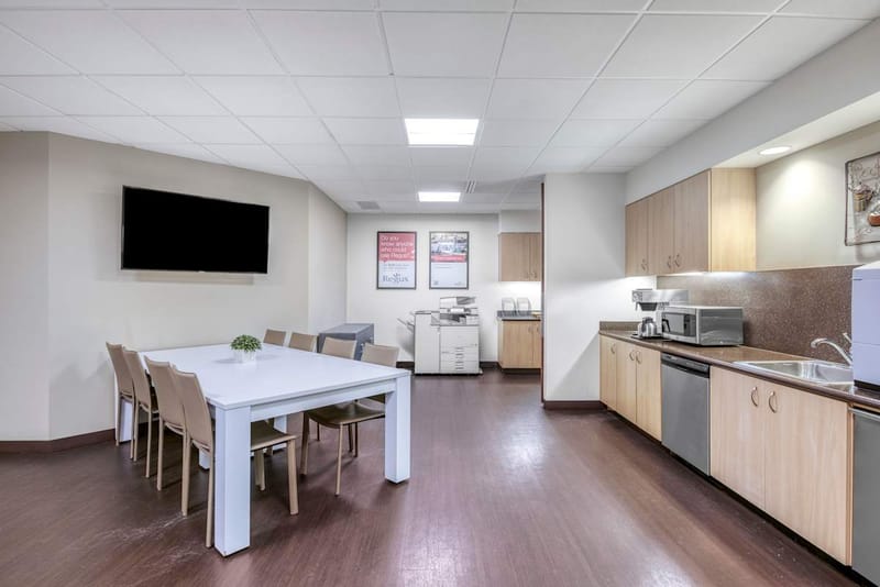 Regus - Liberty Center - West Big Beaver Rd - Troy image 6