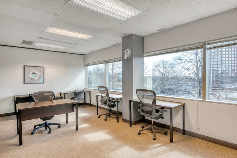 Regus - Liberty Center - West Big Beaver Rd - Troy image 7