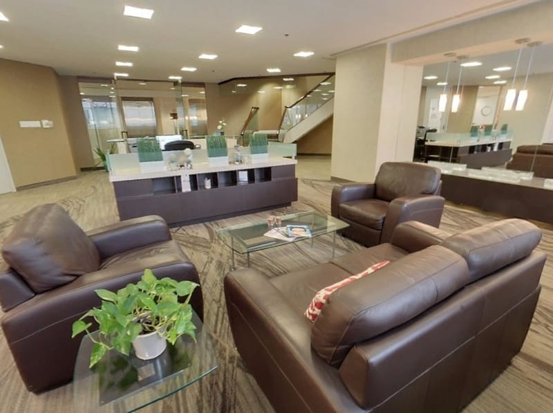 Innovative Professional Offices - Laurier Avenue West - Ottawa image 3