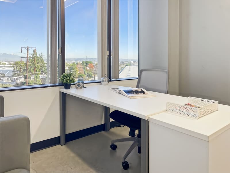 Regus - Commerce Corporate Center Workspace - 5800 S. Eastern Ave - Commerce - CA image 7
