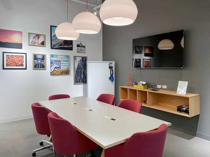 Spaces USA, Living Pl. Pittsburgh image 8