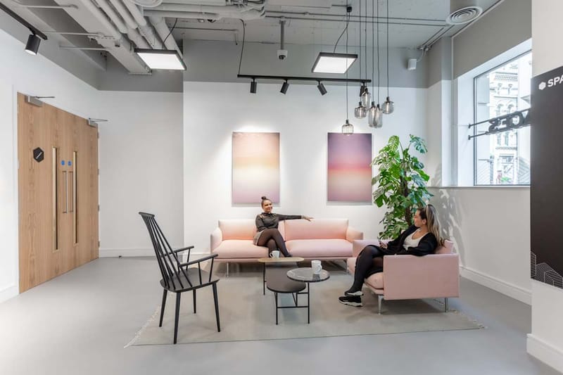 IWG (Spaces)  - Cannon St, EC4 - St Paul's image 9
