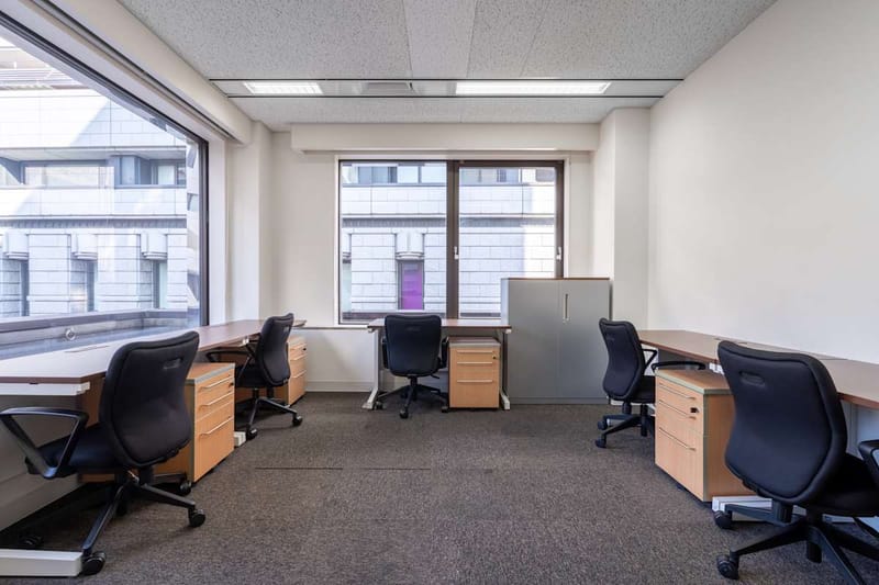 Regus  - AIG Kabutocho Building - Tokyo image 4