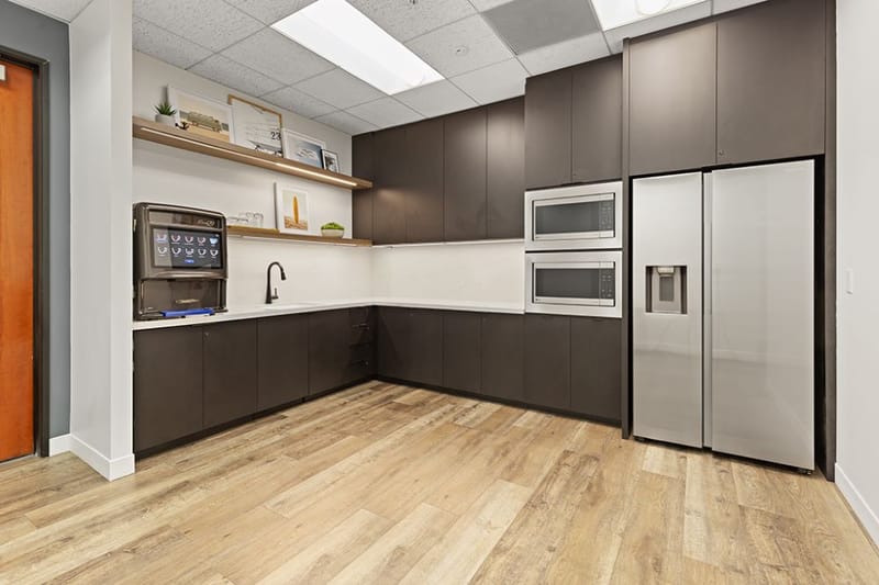 Premier Workspaces - NSC - Orange - CA - ORANGE TOWER - North State College Blvd - California image 2