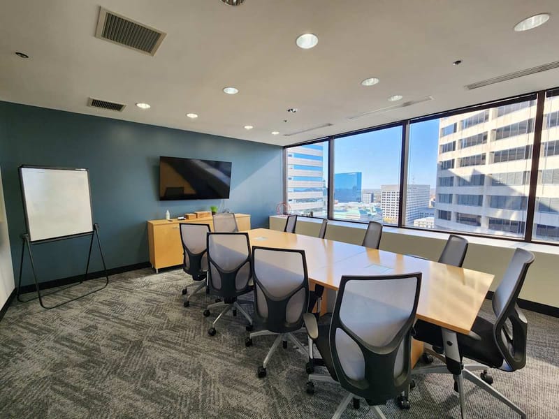 Regus - North Illinois Street - Indianapolis image 3
