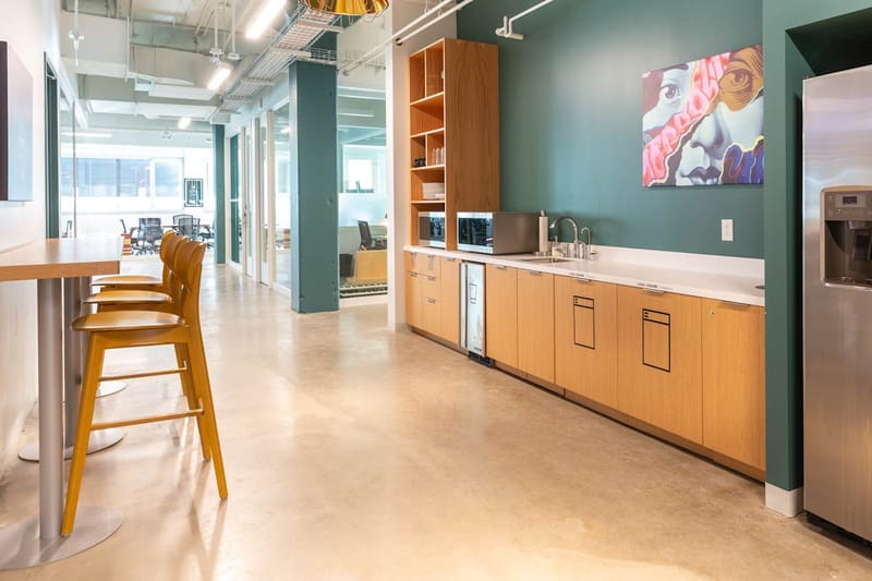 Spaces (Regus) - Mile End - 5455 De Gaspe Avenue - Montreal - QC image 14