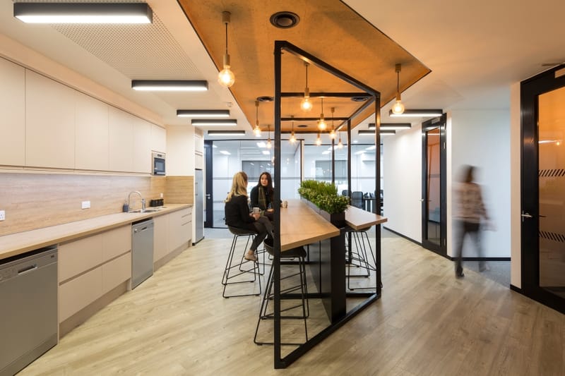 Mantle Space Ltd  - Kings Court Business Centre - London Road, SG1 2NG - Stevenage image 4