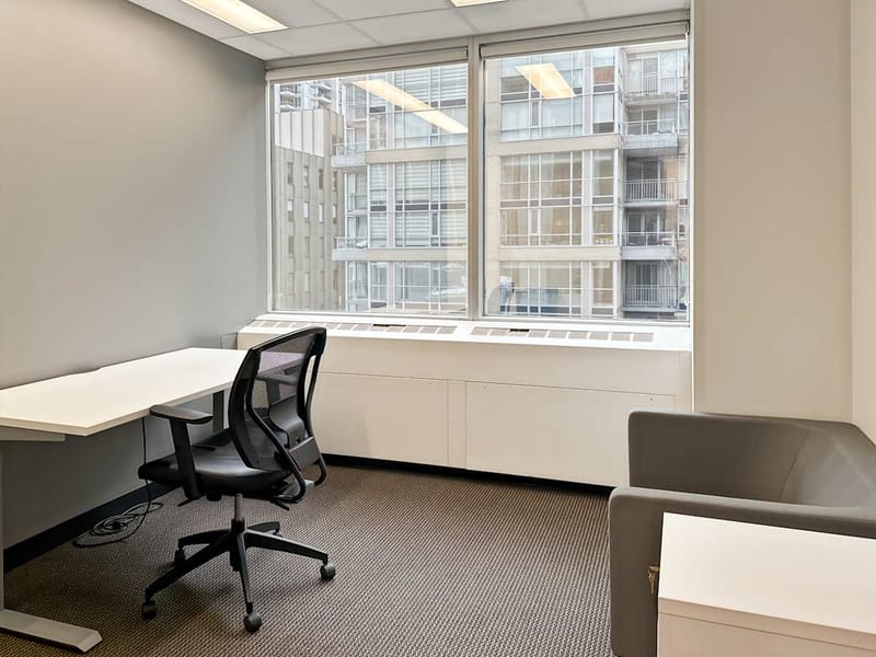Regus - Bay and Bloor - Bay Street - Toronto, ON image 7