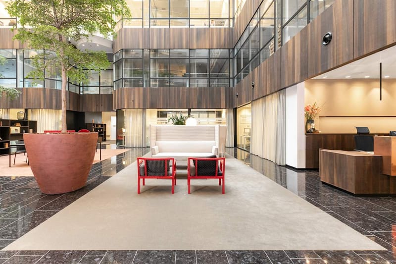 Regus - Amsterdam, Atrium - Strawinskylaan, Amsterdam image 3