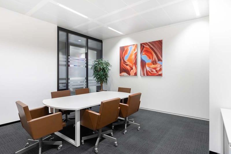 Regus - Amsterdam, Atrium - Strawinskylaan, Amsterdam image 4