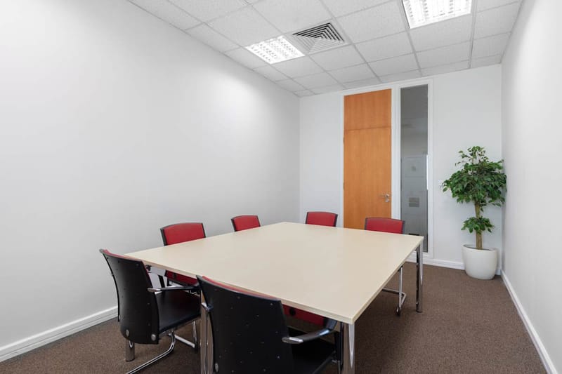 Regus - Doha, Airport - D Ring Road - Al Mataar Al Qadeem District - Doha, Qatar image 7