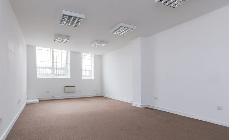 Access Office Suites  - Fairbank Studios - 65-69 Lots Road, SW10 0RN - Chelsea image 2