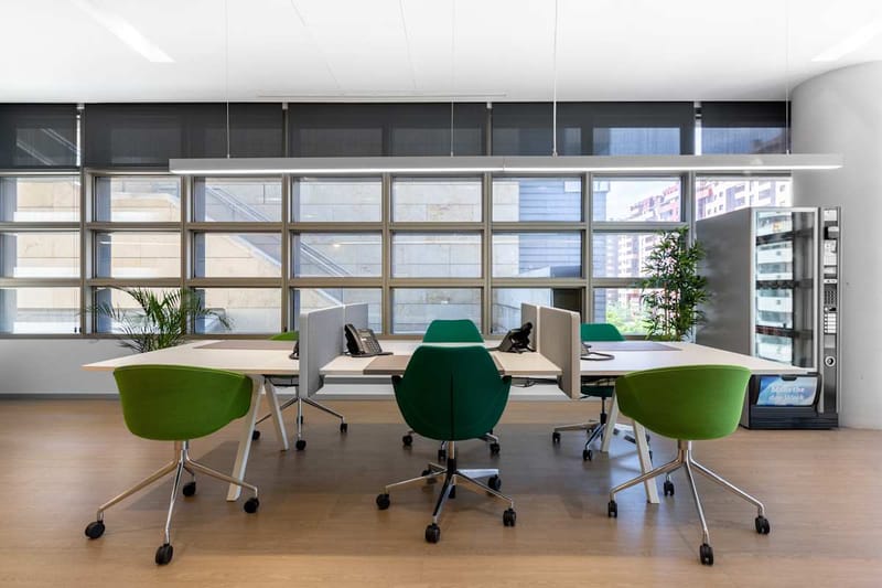 Regus - ZGZ Aragonia - Torre Aragonia - Avenida Juan Pablo II 35 - Zaragoza image 9