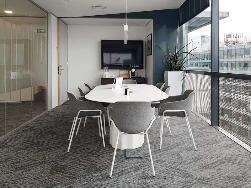 Regus - Paris Issy-les-Moulineaux, Camille Desmoulins - Issy-les-Moulineaux, Paris image 8