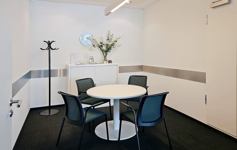 Regus - Neuer Wall 50 - Hamburg image 9