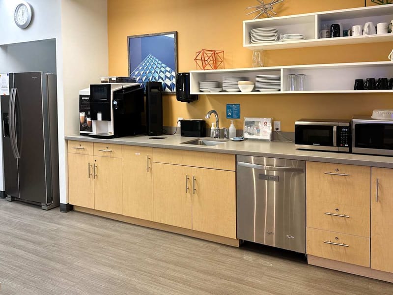 Regus - Parkway Place - 251 Consumers Road - Toronto, ON image 6