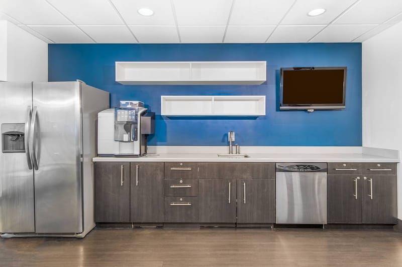 Regus - Clark Tower - Poplar Avenue - Memphis, TN image 6